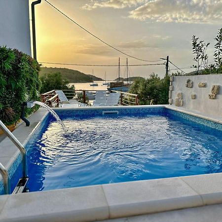 Beach Villa Ema Supetarska Draga Extérieur photo
