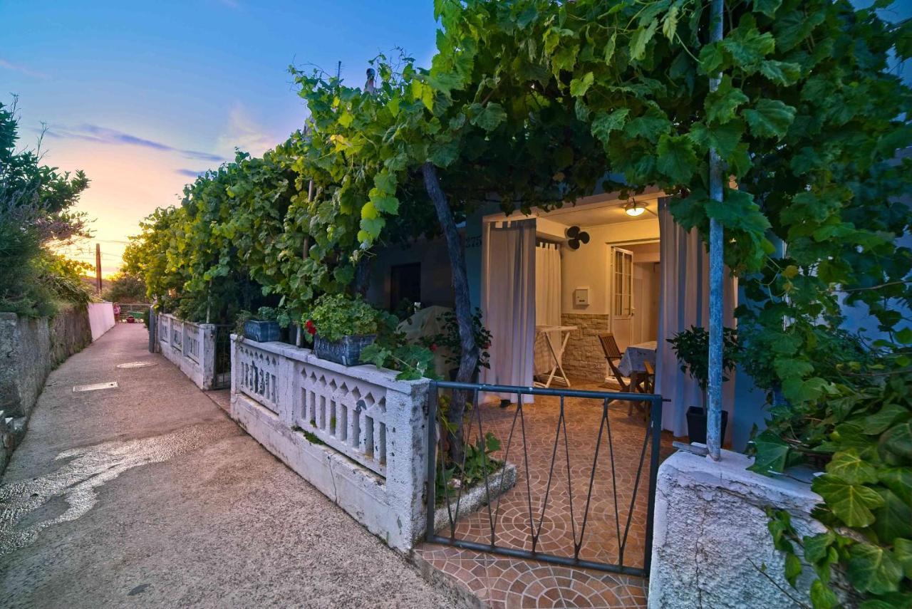 Beach Villa Ema Supetarska Draga Extérieur photo