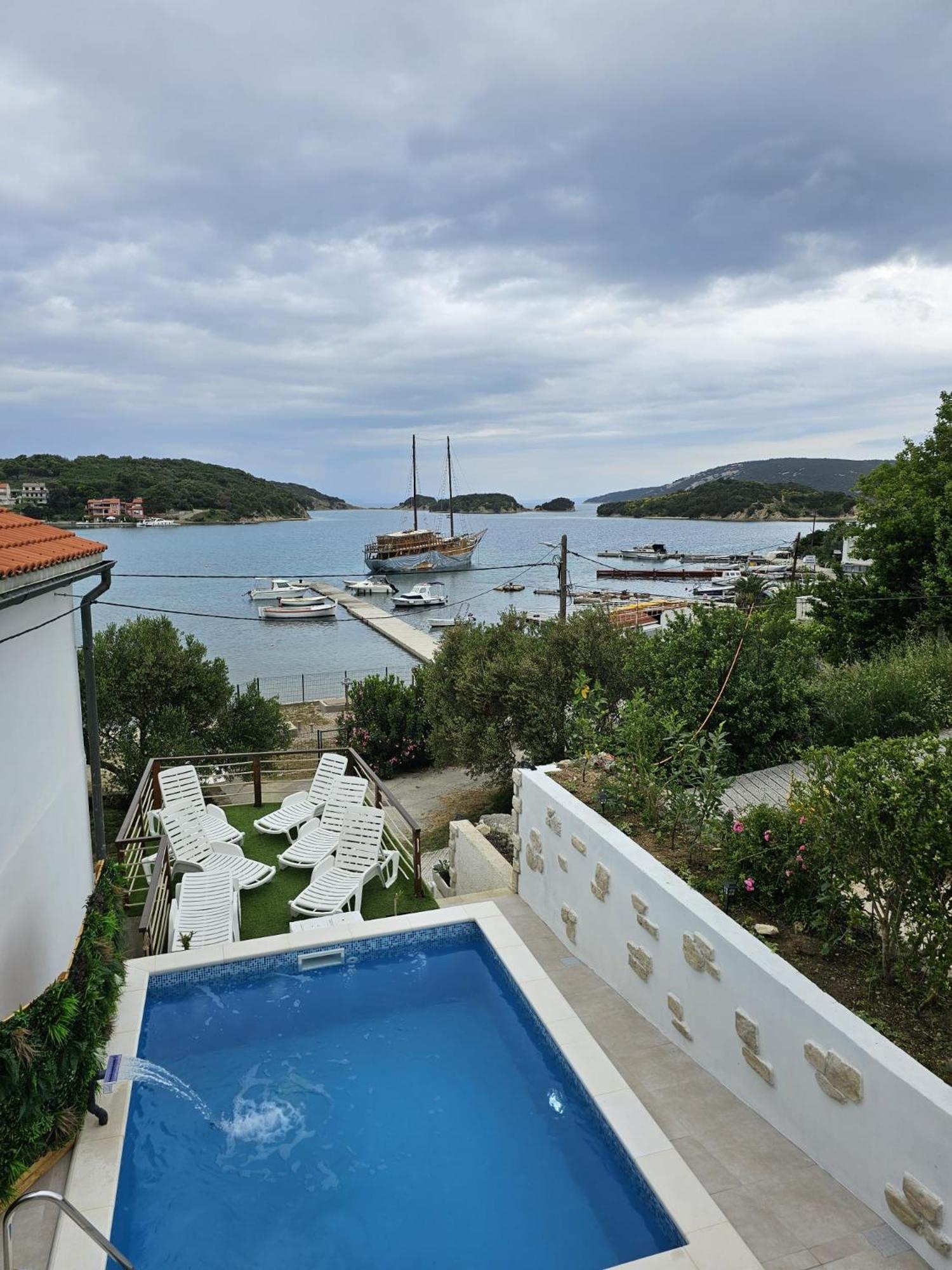 Beach Villa Ema Supetarska Draga Extérieur photo