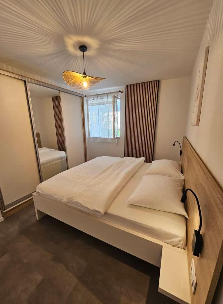 Beach Villa Ema Supetarska Draga Extérieur photo
